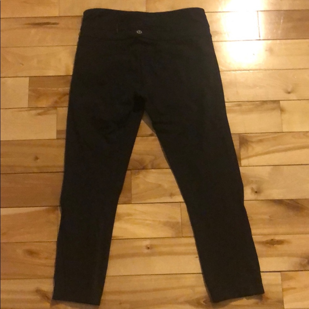 lululemon 7/8 length Luxtreme leggings- *size 4*